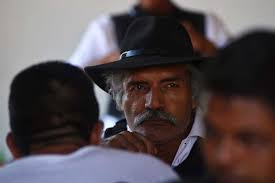 Mexico vigilante Jose Manuel Mireles Photo: Jose Manuel Mireles was arrested with &quot;weapons of exclusive military use&quot;. (Reuters: Alan Ortega) - 5444682-3x2-940x627