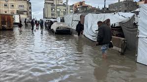 Palestinian civil defense warns of strong weather system