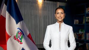 Selinee Méndez exhorta reafirmar el compromiso de defender cada símbolo patrio en el día de la Independencia