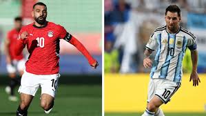 Tres cambios y la baja de Marmoush... Salah y Messi lideran las alineaciones de Egipto y Argentina