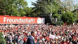 Als die FPÖ den 1. Mai für sich entdeckte und die ÖVP ihn kurz abschaffen wollte