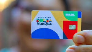 Bolsa Família: beneficiários com NIS final 5 recebem parcela de janeiro nesta sexta-feira