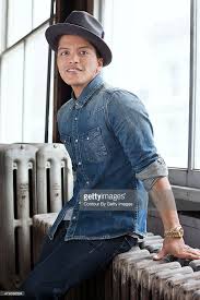 Billedresultat for bruno mars trilby