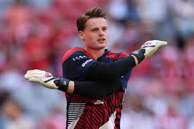 Urbig to replace Neuer in goal against Osnabrück, Kompany confirms