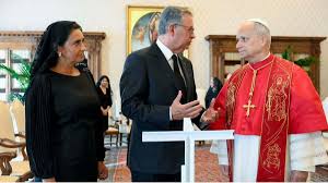 Portugal's Silent Three-Gift Strategy to Win Pope Leo XIV: From Black Veil to Vatican Garden Sculpture