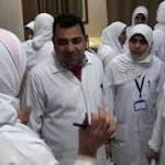فحص عينات من مطعم كبدة