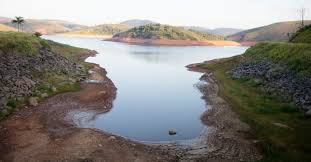 Resultado de imagem para imagens de guerra pela falta da agua no mundo