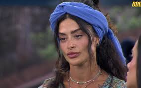 Aline Campos troca o 'namastê' pelo 'namastreta' e pode pagar caro no BBB 26
