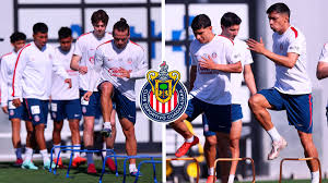 Chivas ya realiza su entrenamiento en Oakland y se prepara para enfrentar a América en un amistoso