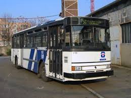 R&eacute;sultat de recherche d'images pour "Autos cars renault"