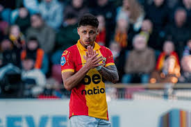 Dean James Sepakat Gabung Raksasa Yunani AEK Athens