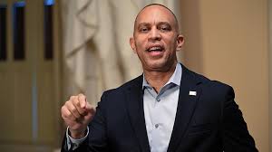 Hakeem Jeffries confronted on ‘you’re next’ chants following NY Democratic socialist victories