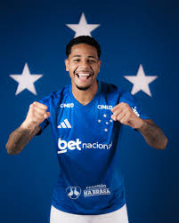 Trio contratado pelo Cruzeiro movimentou mais de R$ 350 milhões no exterior; veja detalhes
