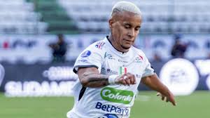 ¡Batacazo en Argentina! Once Caldas Elimina a Huracán y Desata la Locura - Imagen principal del artículo