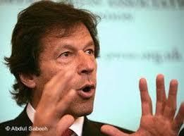 <b>Imran Khan</b>; Foto: Abdul Sabooh/DW. Wünscht seinem Land einen &quot;guten Tsunami <b>...</b> - Imran-Khan-2010-Foto-Abdul-Sabooh--DW_0