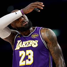 Lakers : la rencontre qui retient son souffle