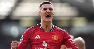 Benjamin Sesko: 'I’d really love to win trophies with Manchester United - I believe we have the potential to do so'