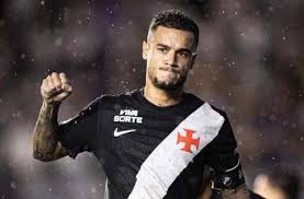 Influenciador critica atuação de Coutinho pelo Vasco: "Ele é mimado"