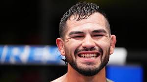 UFC Fight Night predictions -- Sean Strickland vs. Anthony Hernandez: Odds, picks for main event in Houston