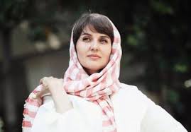 زمان وبگردی ؛کودکی بامزه گلوریا هاردی عروس زیبای خانواده سهیلی ها