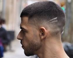 Imagem de Skin Fade com corte raspado