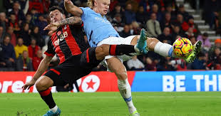 Haaland vs. Senesi: ¡Choque de Titanes en la Premier League! - Imagen principal del artículo