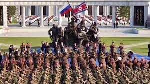 Kim Jong-un inaugura monumento ai soldati nordcoreani caduti nella guerra in Ucraina