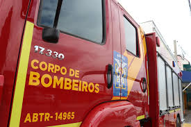 Duas pessoas morrem após incêndio em prédio de Curitiba