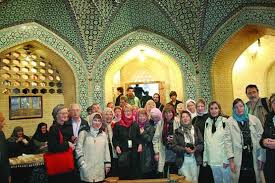 Image result for ‫گردشگر‬‎