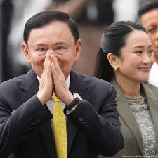 Ex Primer Ministro Tailandés Thaksin Shinawatra Enfrenta Nuevo Año en Prisión