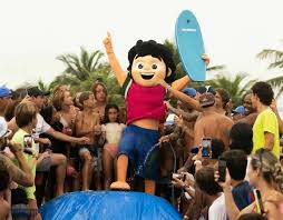Guarapari recebe Medininha Surf Day com presença de Gabriel Medina e programação voltada ao público infantil