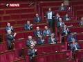 Vidéo pour "Affaire benalla, commission des lois, mascarades, ambiance tendues accusations"