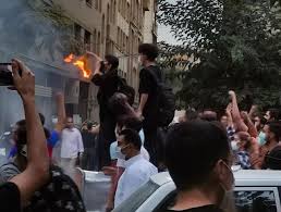 بالاترین: جاویدنام نیکا شاکرمی؛ سالگرد دختری که صدای آزادی شد