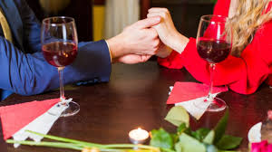 Tendencias San Valentín 2026: escapadas económicas, cenas low cost y regalos personalizados