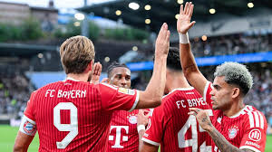 Bundesliga, 3. Spieltag – Sonntag: Bayern München gewinnt knapp gegen Aufsteiger Elversberg — DIE ZEIT