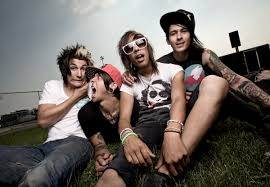Výsledek obrázku pro Pierce the veil