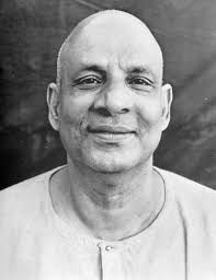 Born in 1887 in Pattamadai, Tamil Nadu, South India, Swami Sivananda whose name was then Kuppuswami, was a brilliant boy ... - sivananda_pic