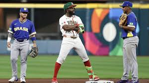 Randy Arozarena’s gesture to World Baseball Classic fans midgame is what it’s all about