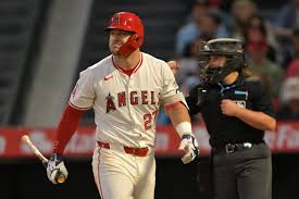 Mike Trout's Challenges and Pursuit of Home Run #400