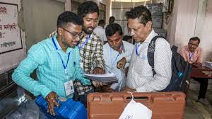 কলেজ শিক্ষকদের প্রিসাইডিং দায়িত্ব কেন? কমিশনের ব্যাখ্যায় সন্তুষ্ট নয় হাই কোর্ট, ফের শুনানি