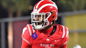 Mater Dei Foobɔɔl: Centennial vs. Monarchs Semifinal Clash!