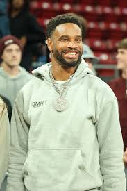 Darius Slay Attends Eagles-49ers Game Amidst Bills Contract