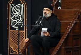 ببینید / نوای «ایران ای سرای امید ای حرم آل محمد(ص)» توسط حاج محمود کریمی در حسینیه امام