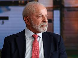 Nova pesquisa mostra ‘alta consistente’ de Flávio Bolsonaro e uma pedra no caminho de Lula