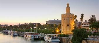 Resultado de imagem para la torre del oro de sevilla por dentro