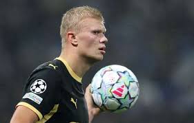 Haaland fica próximo de subir em artilharia histórica do Manchester City; veja números