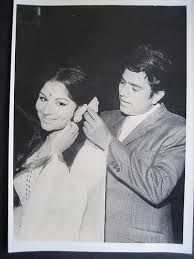 Image result for film (tyaag)(1977)