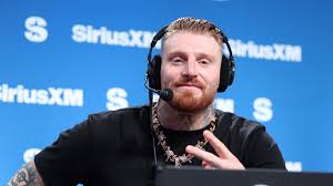 Maxx Crosby Named Eastern Michigan Football Assistant GM