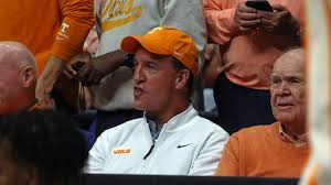 Peyton Manning Supports Tennessee Volunteers in March Madness Sweet 16