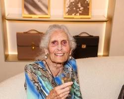 Daphne Selfe model 이미지